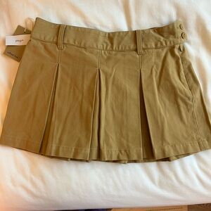 Wilfred khaki pleated skirt
